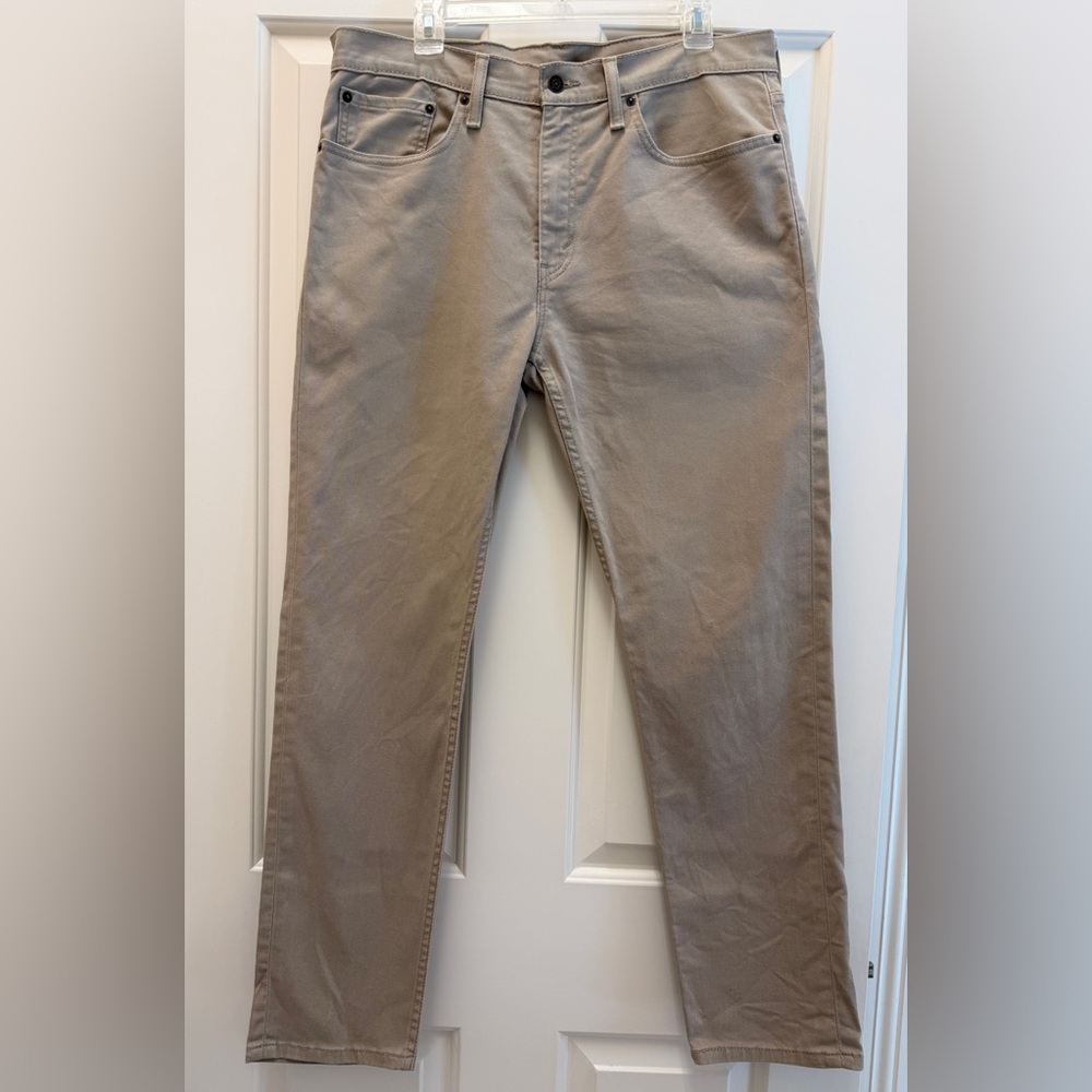 Levi's 502 Men's Taper Fit Jeans in Khaki/Tan/Light Beige, 34 x 32